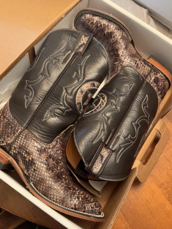 Hacienda cowboy boots